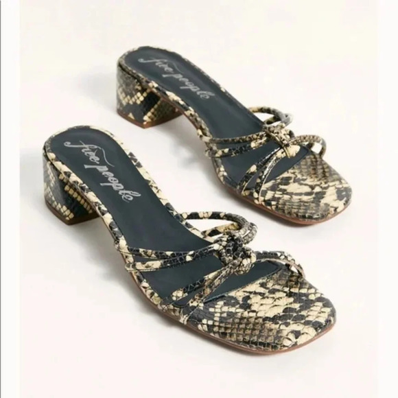 Free People Petra Snake Block Heel Sandal Size 6.5 (EU 37) - Picture 1 of 10